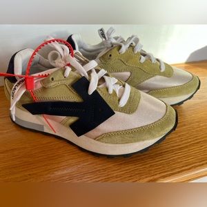 Off White Sneakers